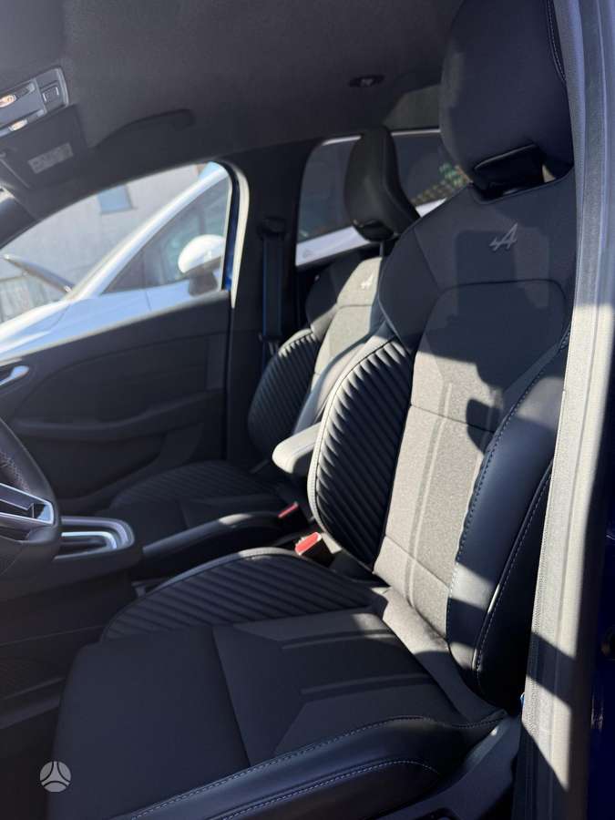 Renault Clio - 7
