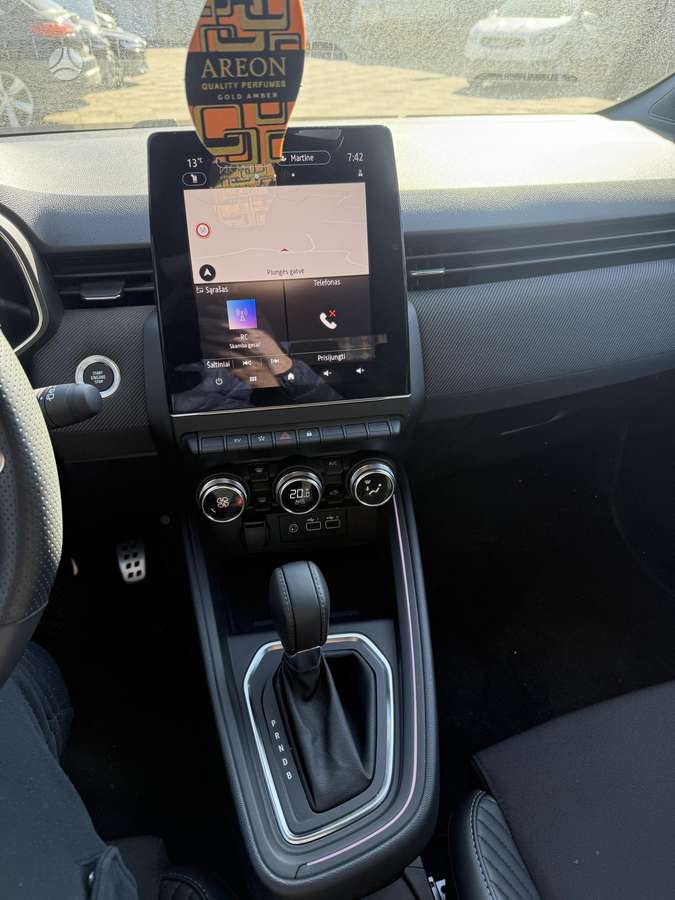 Renault Clio - 11