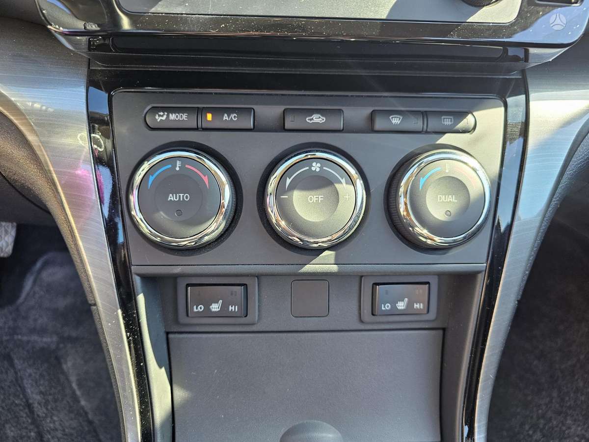 Mazda 6, 2.2 l., Универсал