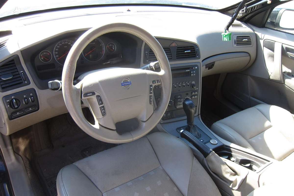 Volvo V70