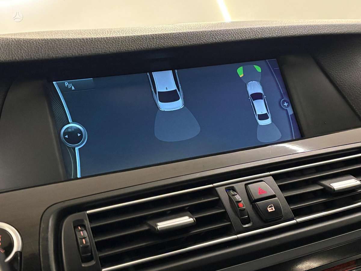 BMW 520, 2.0 l., Седан