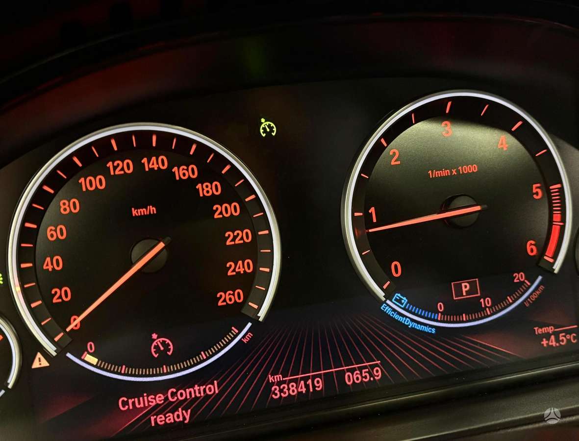 BMW 520, 2.0 l., Седан
