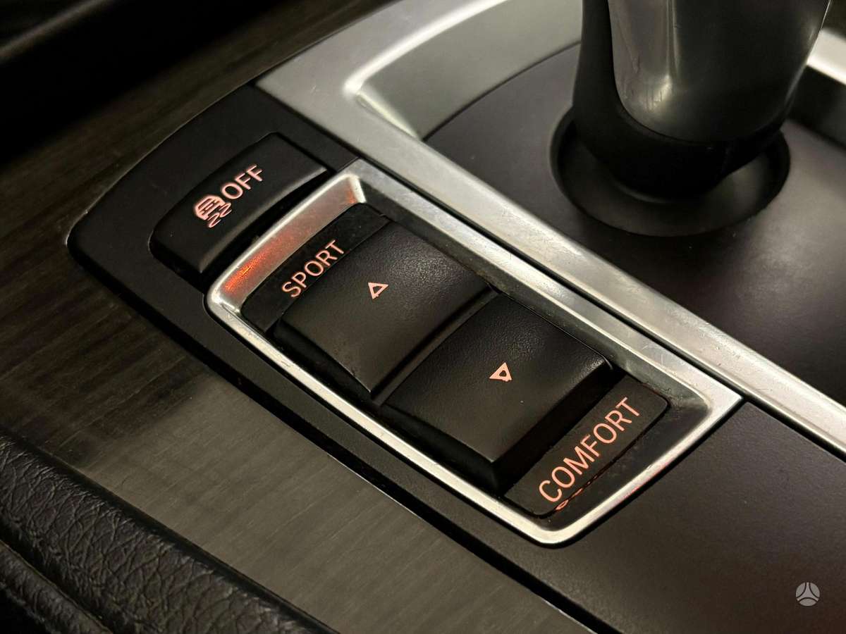 BMW 520, 2.0 l., Седан