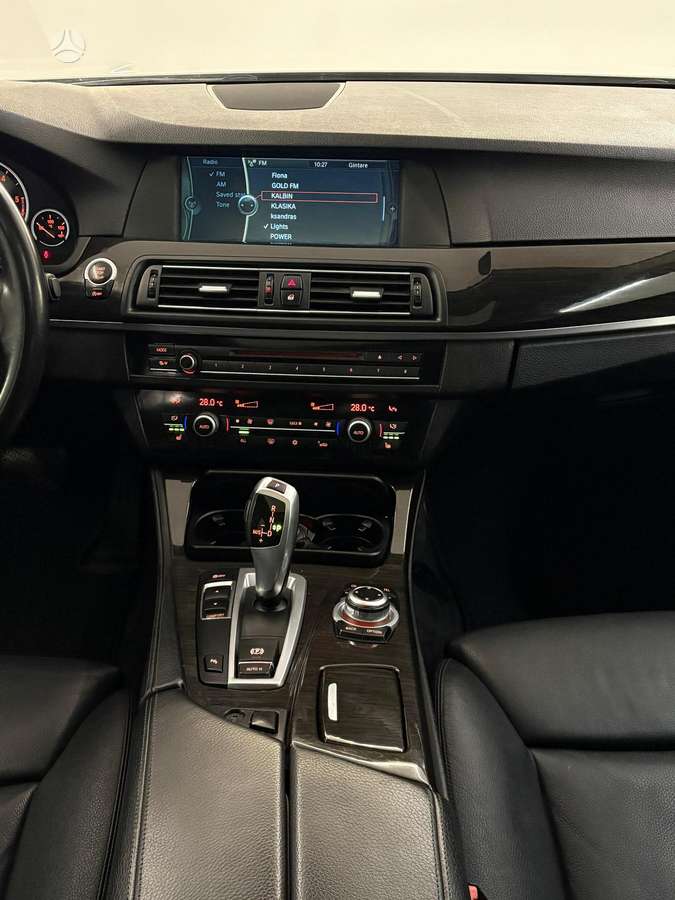 BMW 520, 2.0 l., Седан