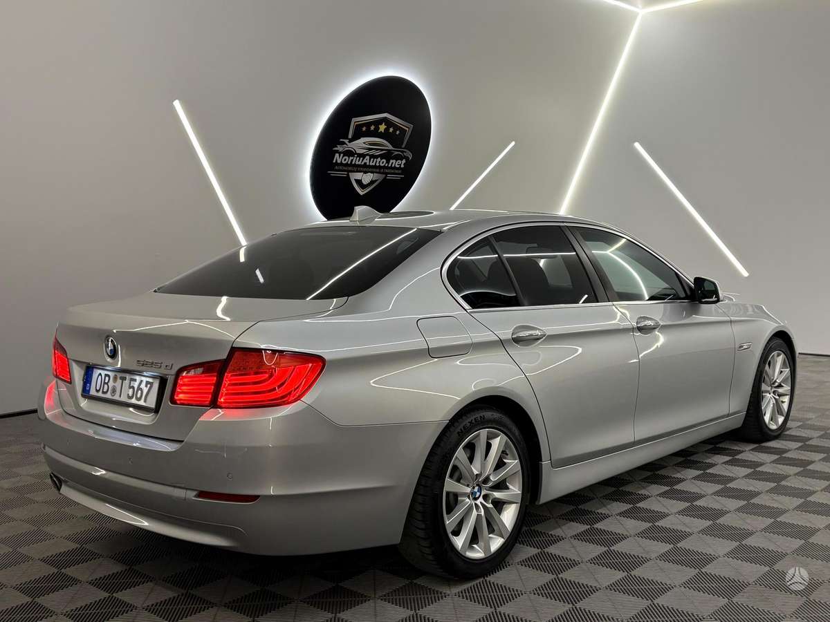 BMW 520, 2.0 l., Седан