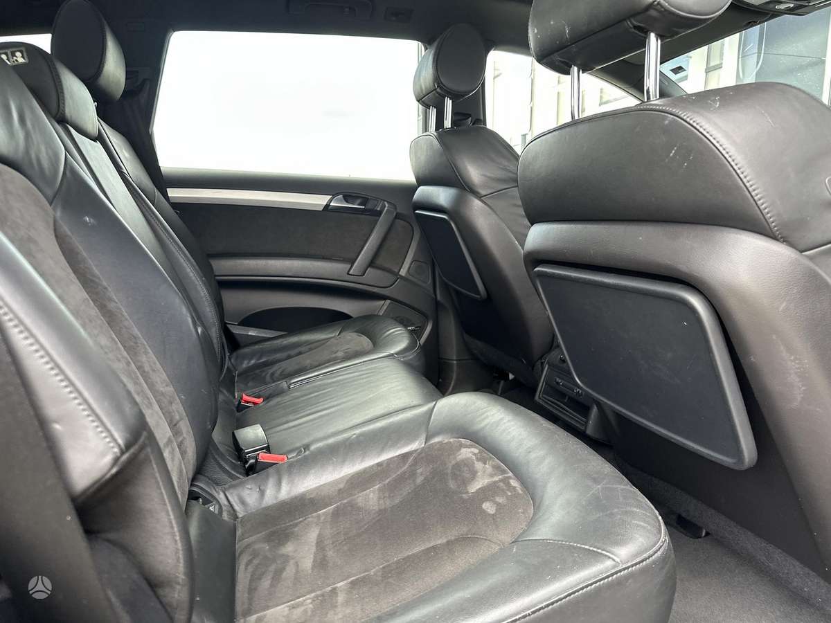 Audi Q7, 4.1 l., Внедорожник / Кроссовер