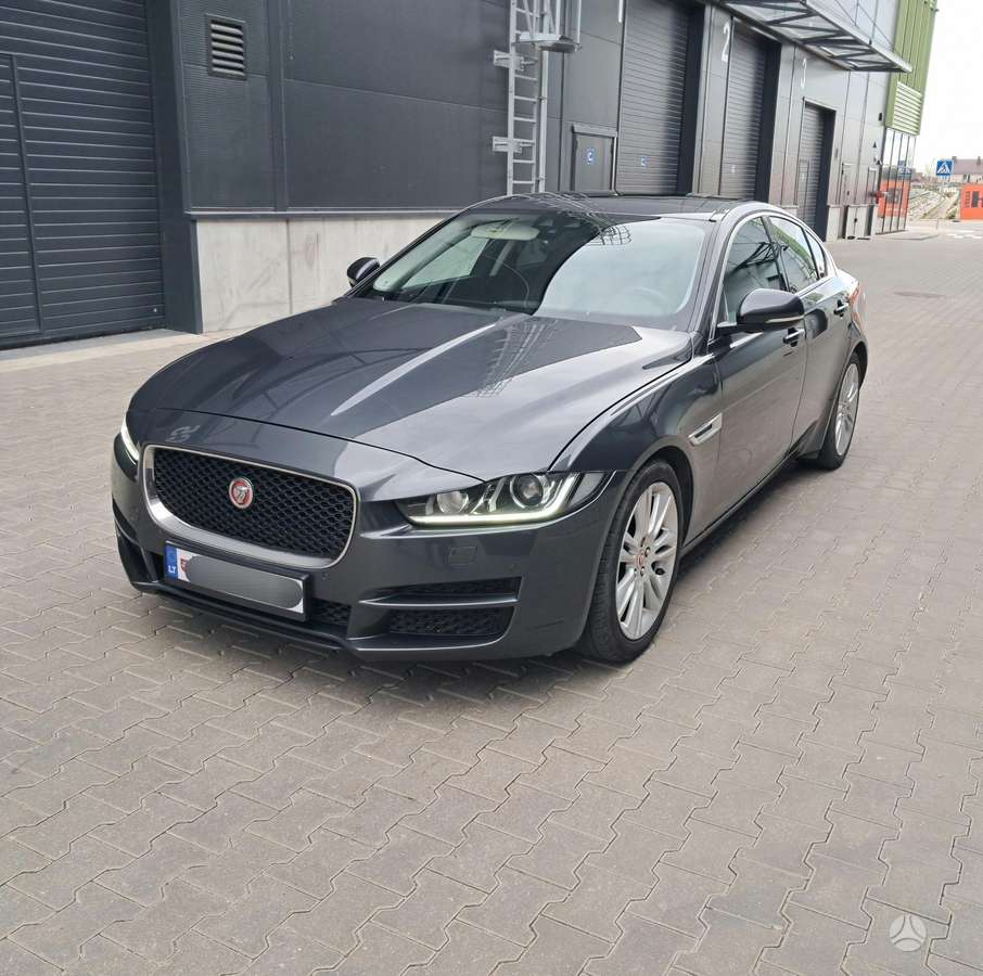 Jaguar XE, 2.0 l., Седан