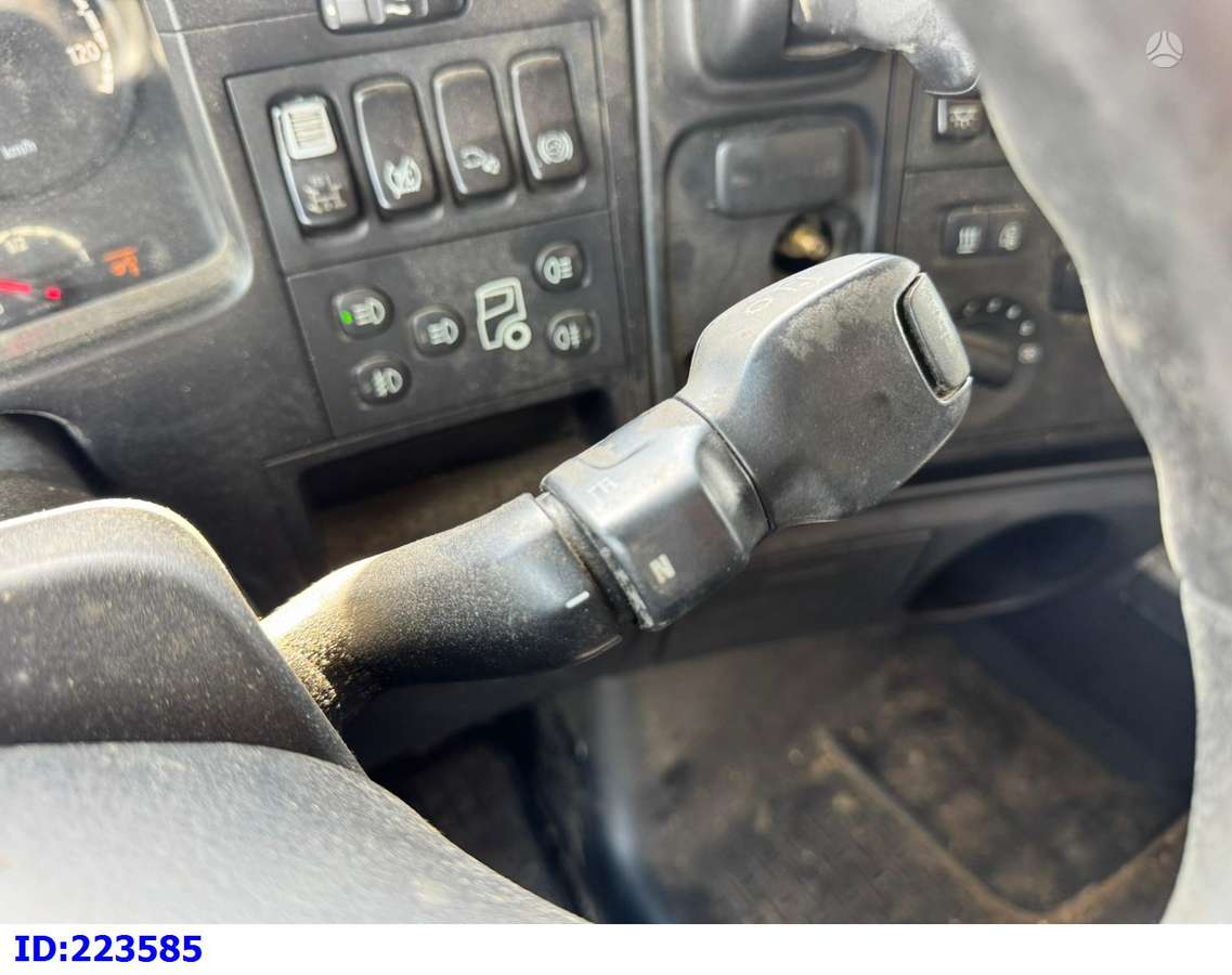 Scania R620 8x2 Euro5 SteeringAxle, шасси