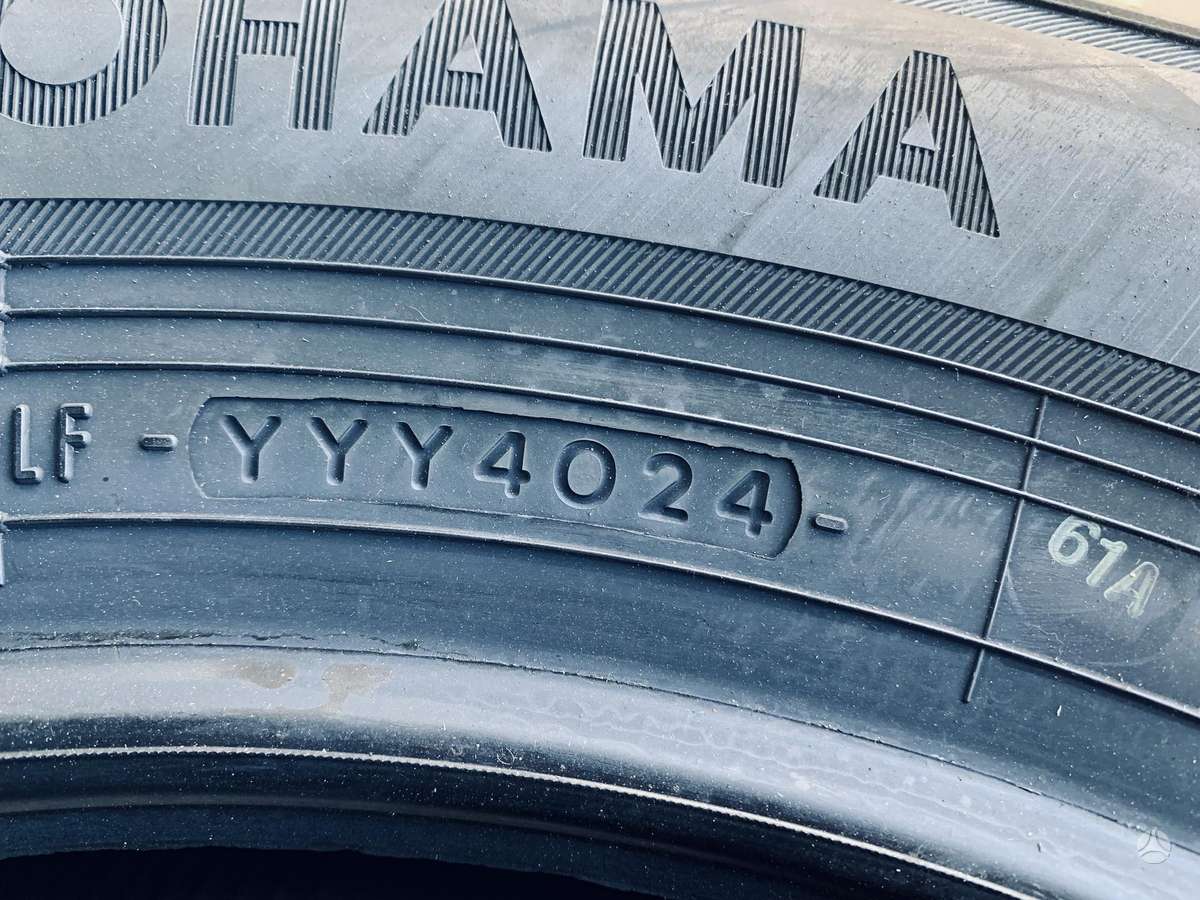 Yokohama, летние 215/65 R17