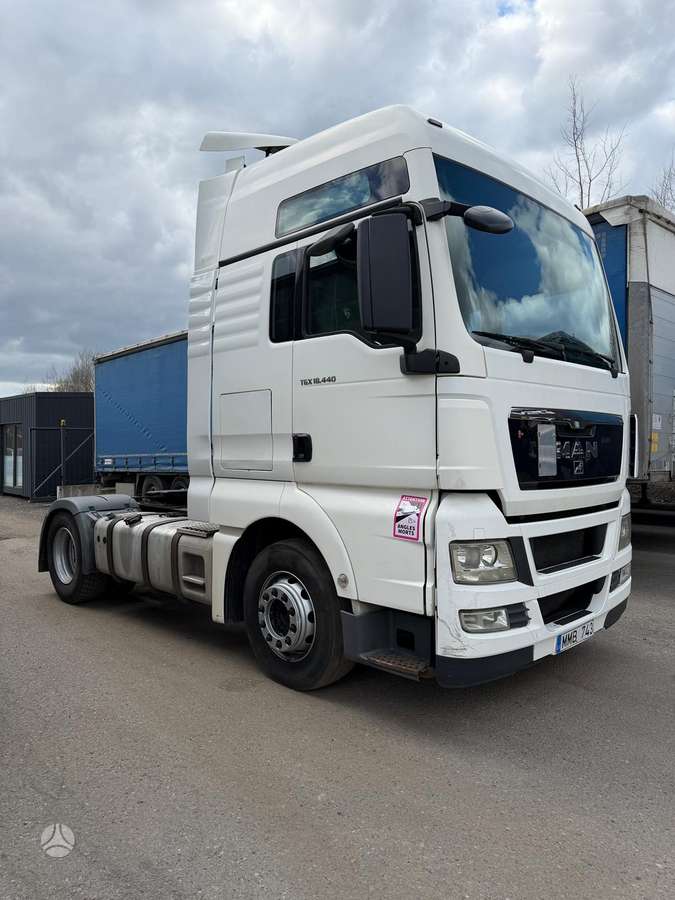 MAN TGA 18.440, double sleeper