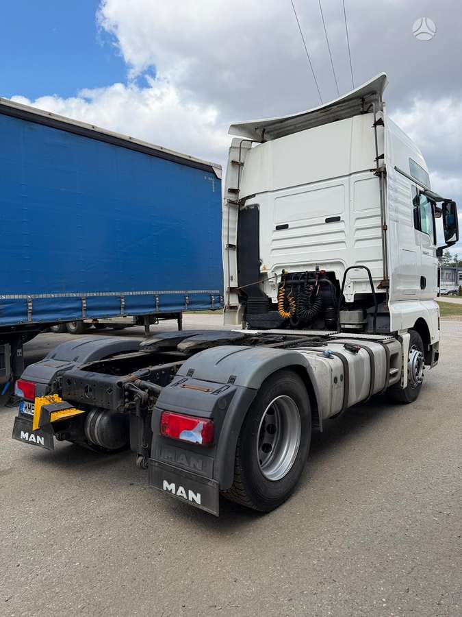 MAN TGA 18.440, double sleeper