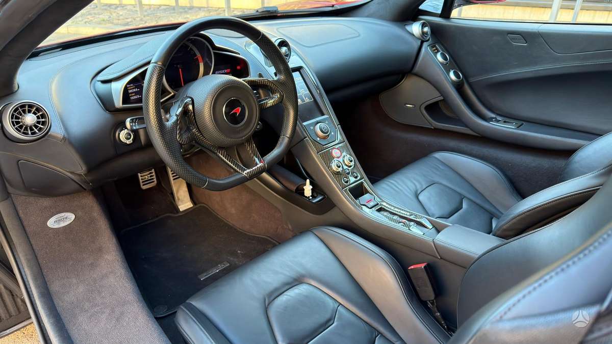 Mclaren 650S Coupe, 3.8 l., Купе (coupe)
