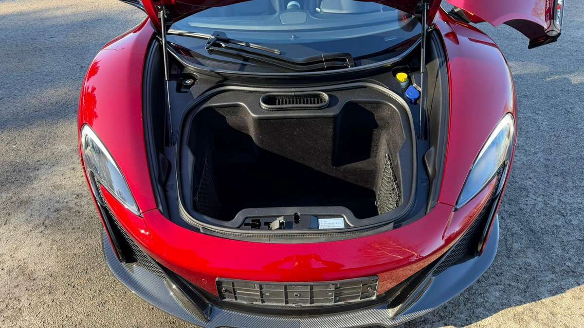 Mclaren 650S Coupe, 3.8 l., Купе (coupe)