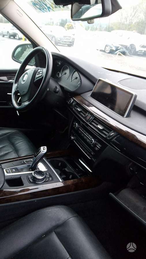 BMW X5, 3.0 l., mpv / minivan