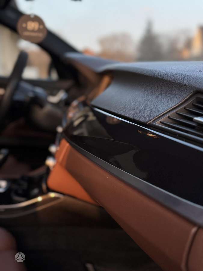 BMW 520, 2.0 l., Седан