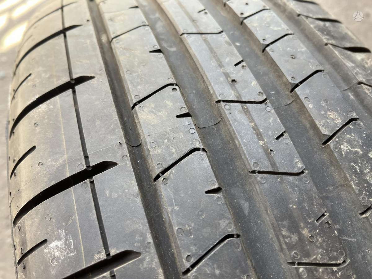 Pirelli PZero pz4, летние 235/50 R20