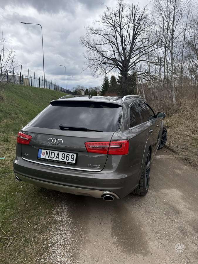 Audi A6 allroad, 3.0 l., Универсал