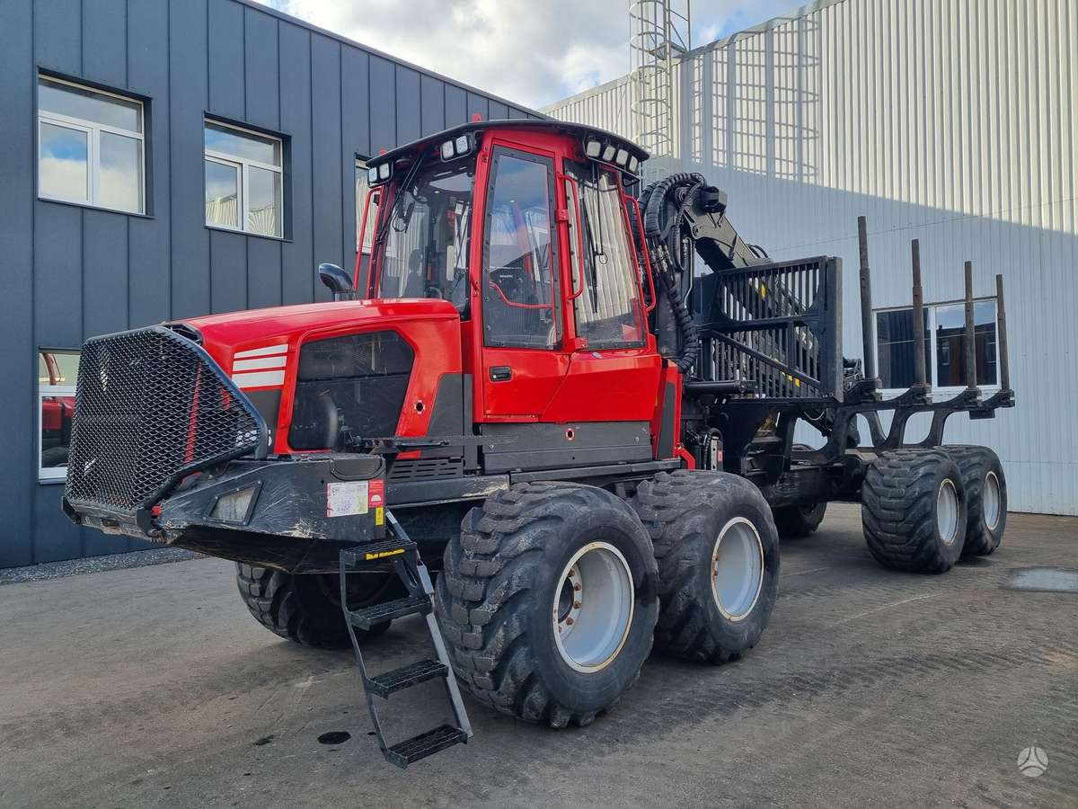 Komatsu 855, medvežės