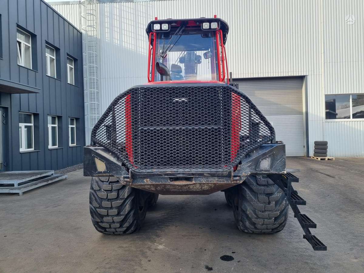 Komatsu 855, forwarders