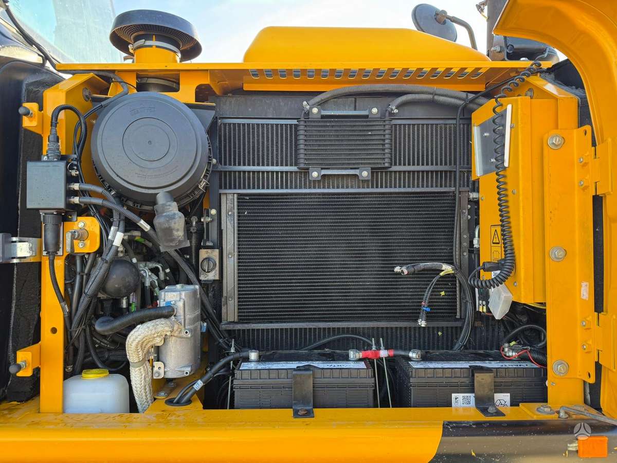 JCB JS 175 W Engcon + grapple, ekskavatoriai