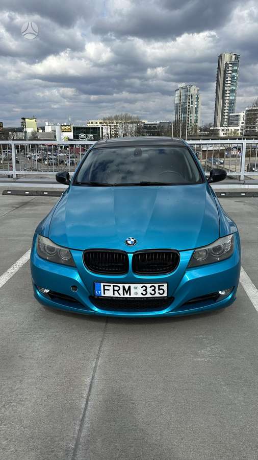 BMW 335, 3.0 l., Седан
