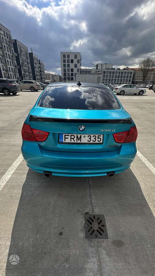 BMW 335, 3.0 l., Седан