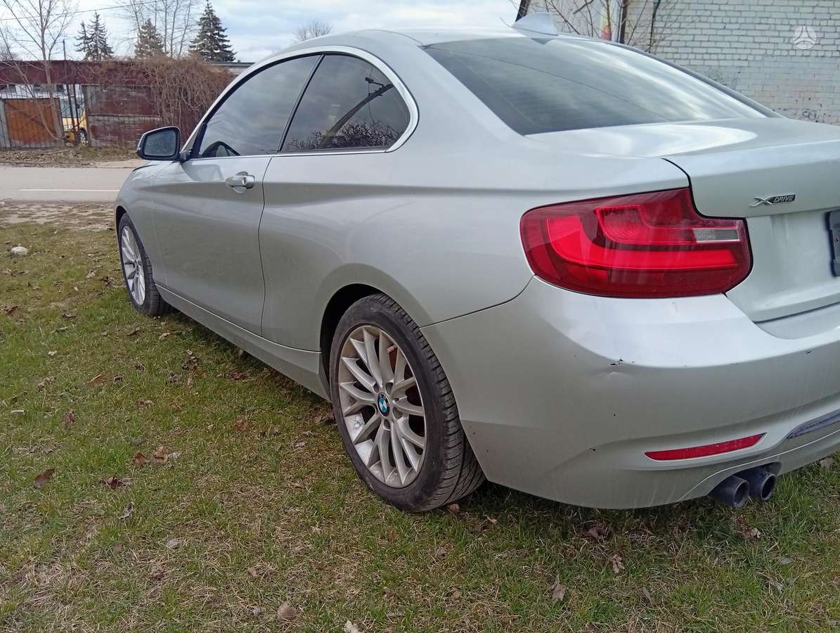 BMW 228, 2.0 l., coupe