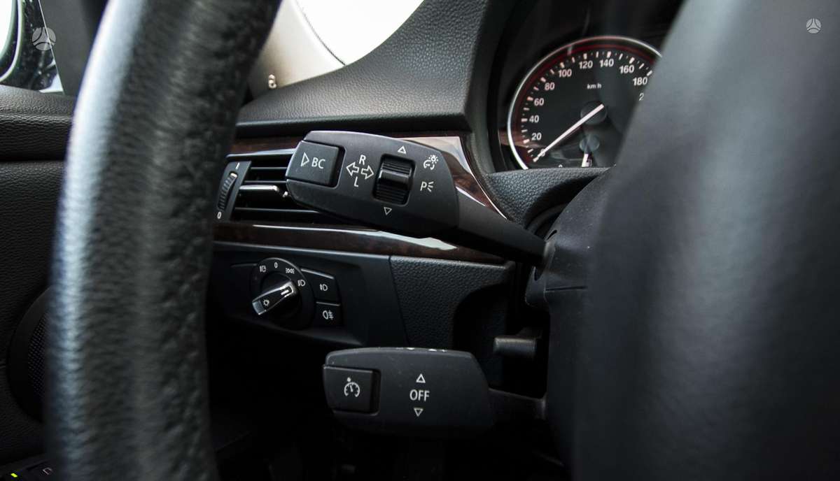 BMW 335, 3.0 l., Седан