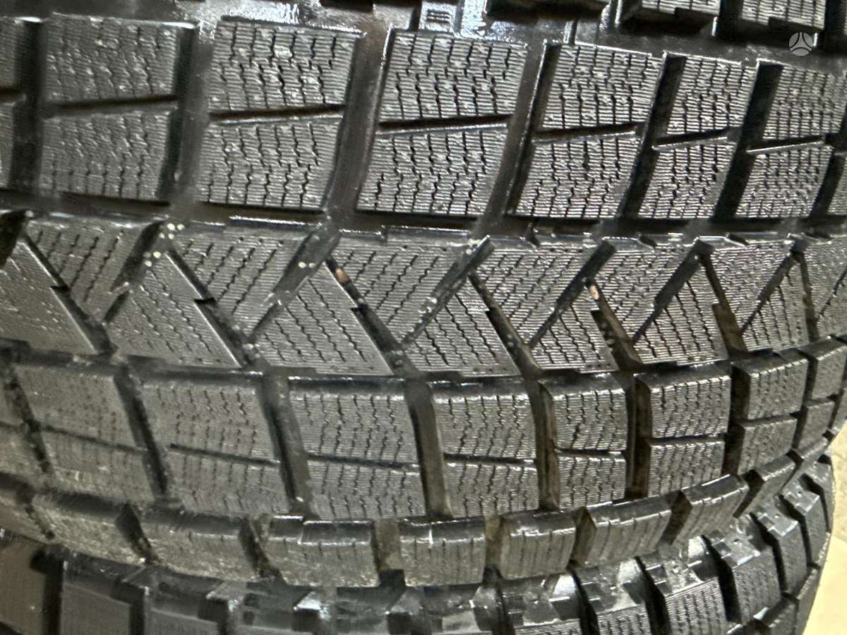 Firemax, ziemas 255/45 R20