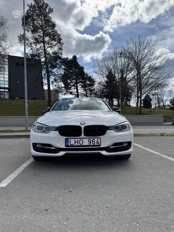 BMW 328, 2.0 l., Седан