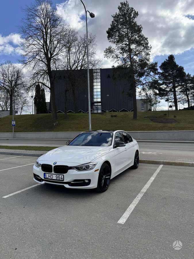 BMW 328, 2.0 l., Седан