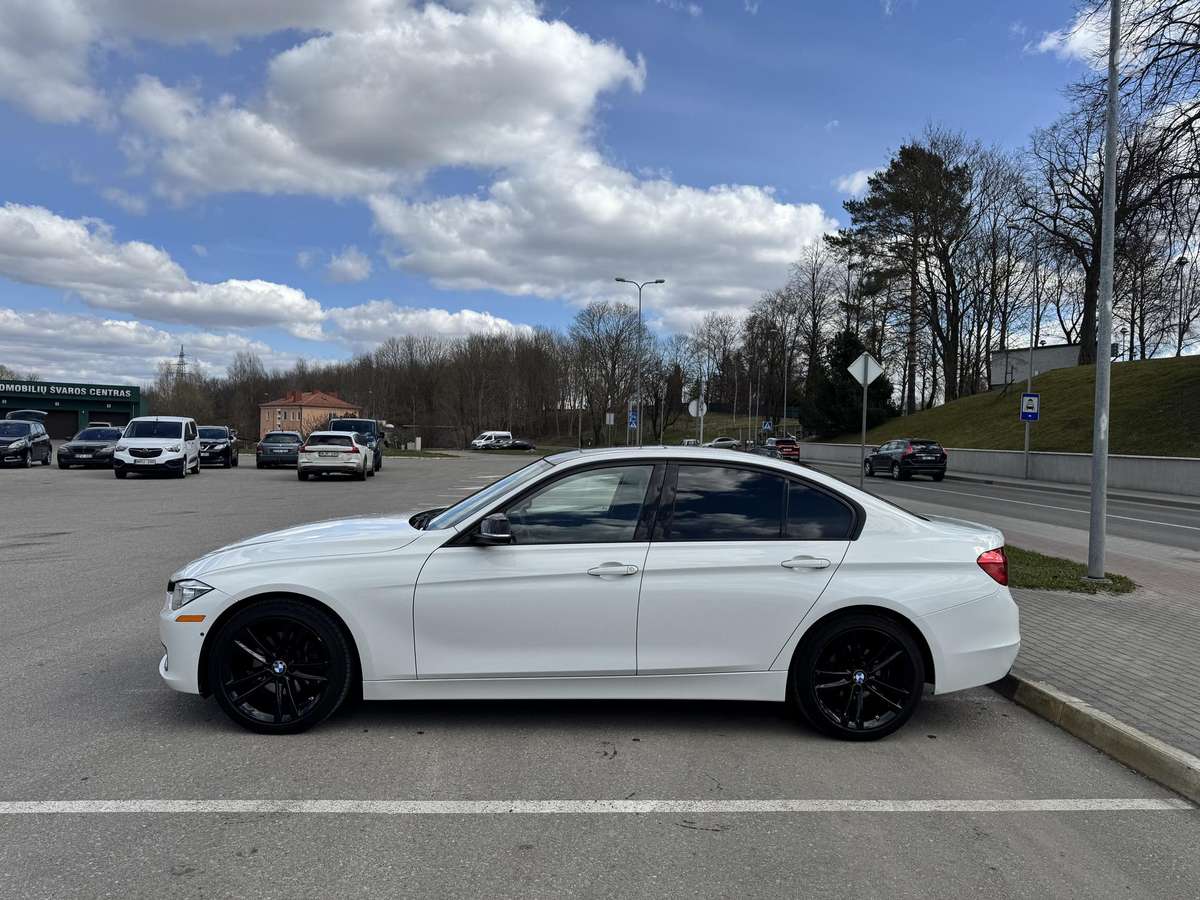BMW 328, 2.0 l., Седан