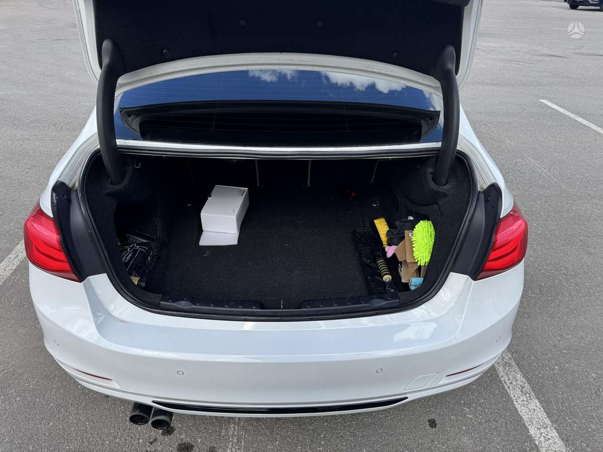 BMW 328, 2.0 l., Седан