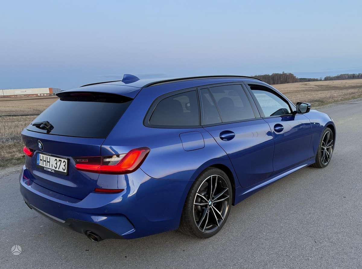 BMW 330, 3.0 l., wagon