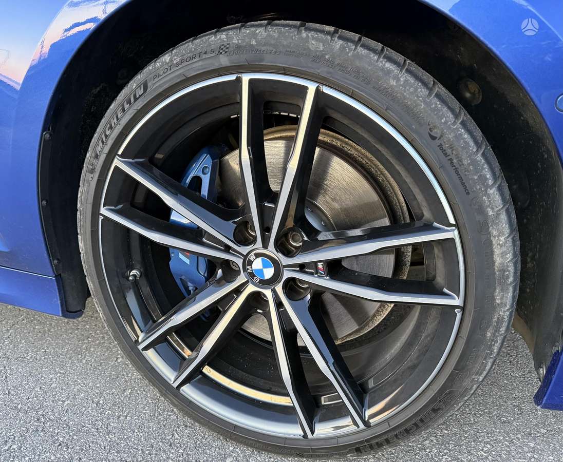 BMW 330, 3.0 l., wagon
