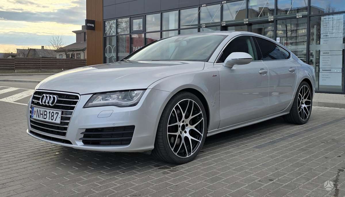 Audi A7, hatchback