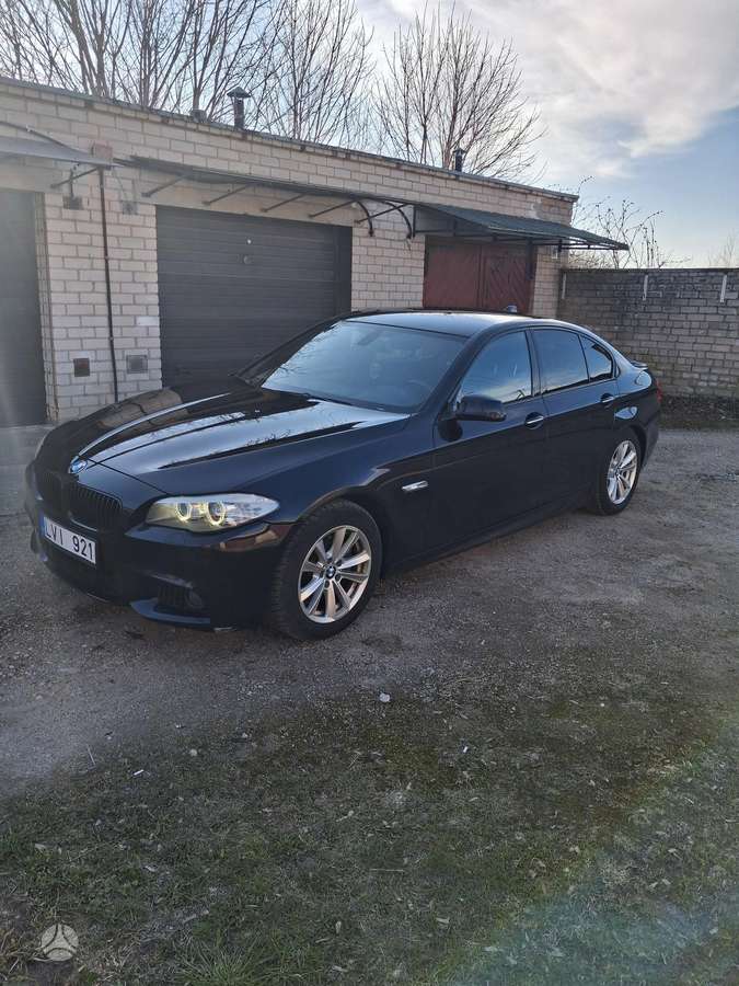 BMW 520, 2.0 l., Седан