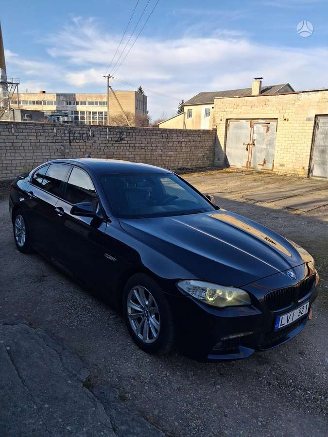 BMW 520, 2.0 l., Седан