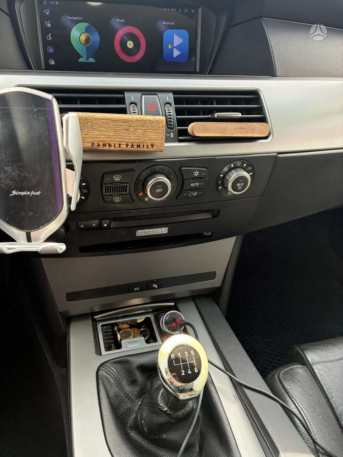 BMW 525, 2.5 l., Седан