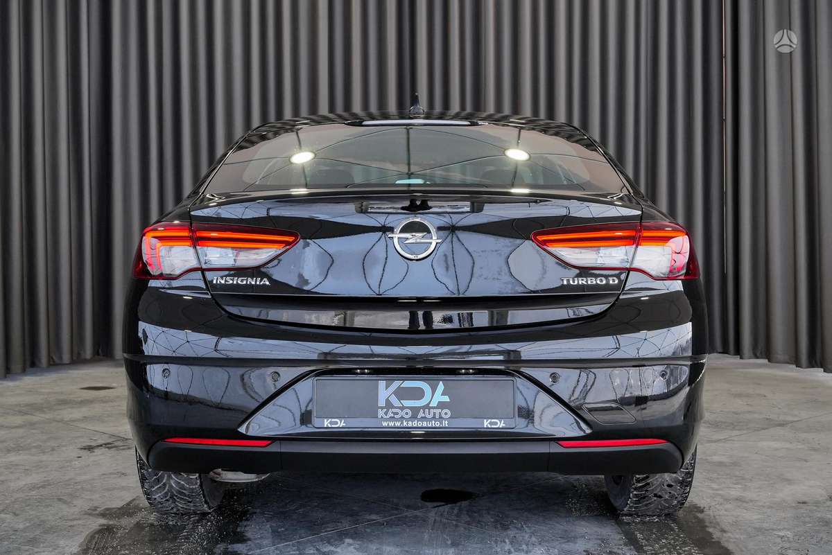 Opel Insignia, 1.6 l., sedanas