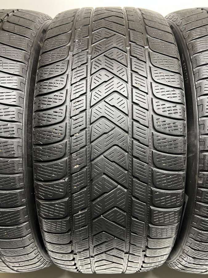 Pirelli Scorpion Winter, зимние 285/45 R20