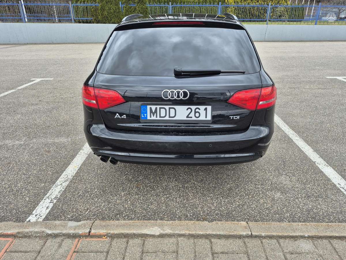 Audi A4, 2.0 l., Универсал