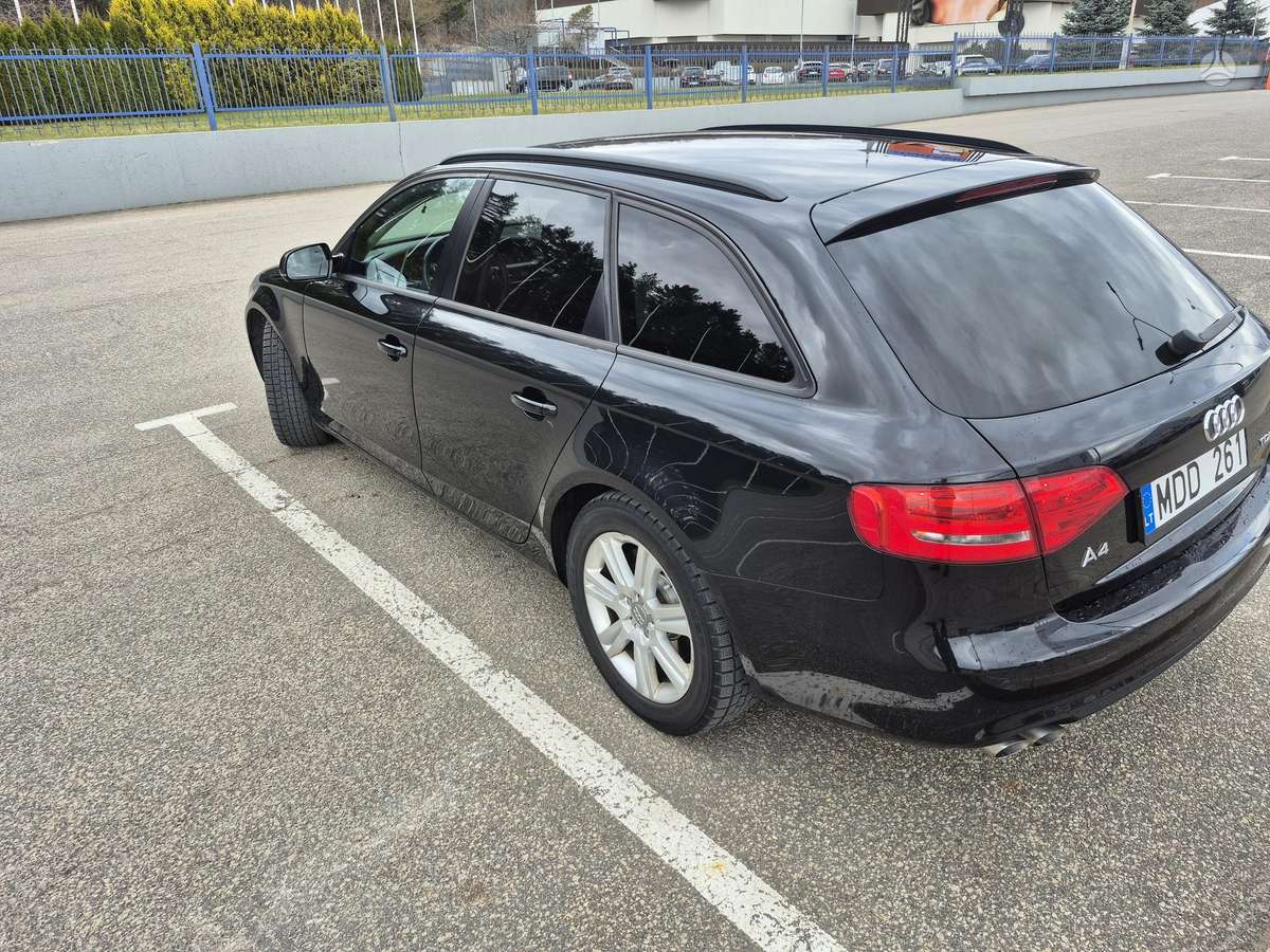 Audi A4, 2.0 l., Универсал