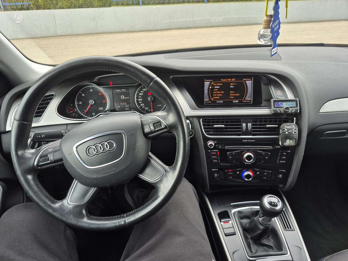 Audi A4, 2.0 l., Универсал