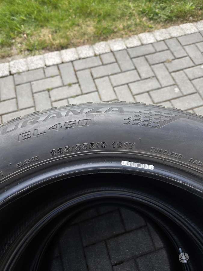 Bridgestone, vasarinės 235/55 R19