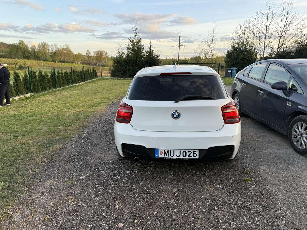 BMW 116, 2.0 l., hečbeks