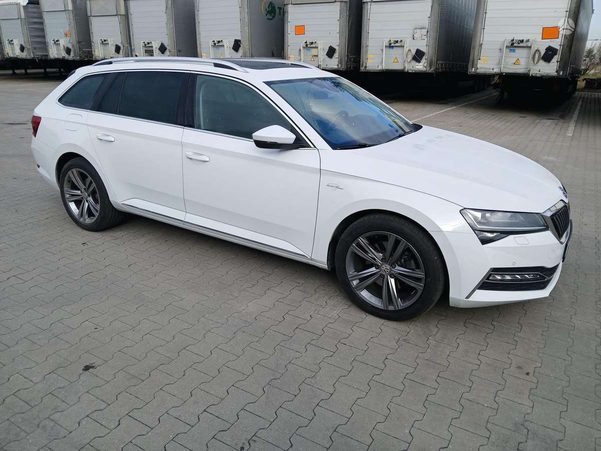 Škoda Superb - 4
