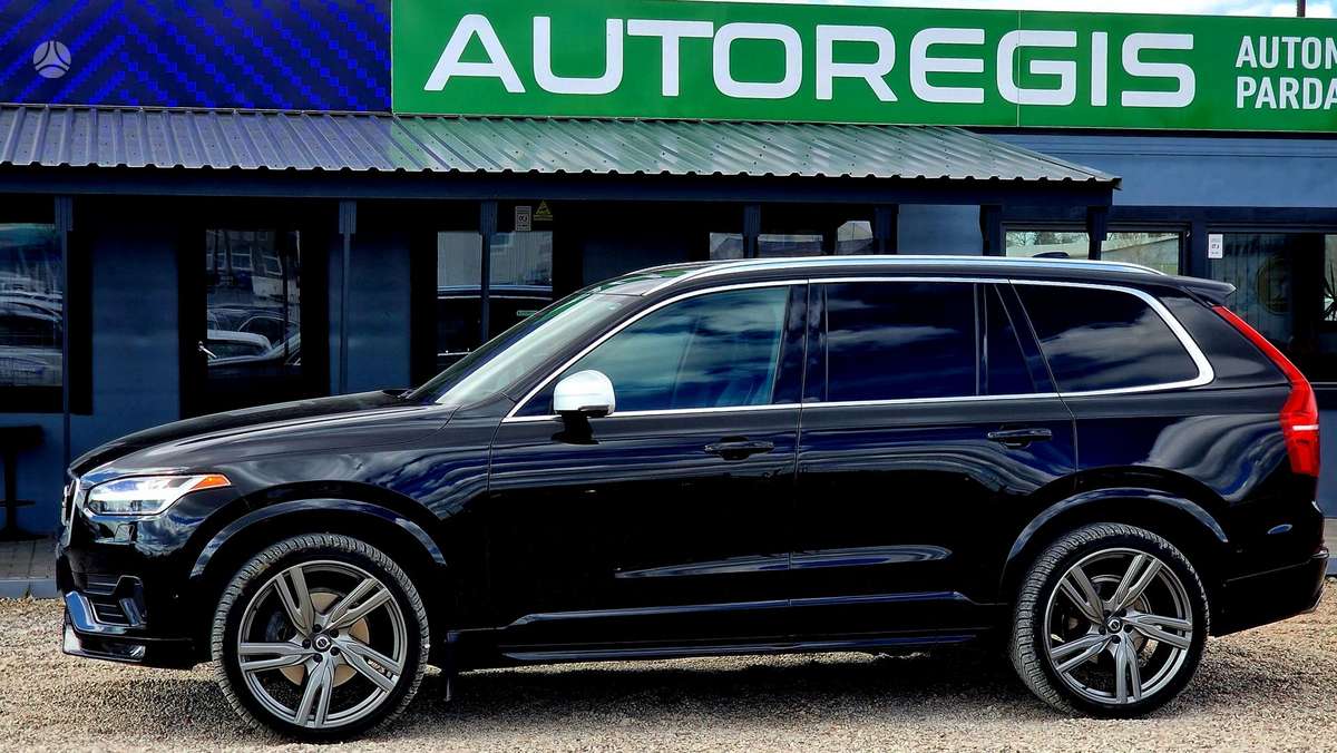 Volvo XC90 - 5
