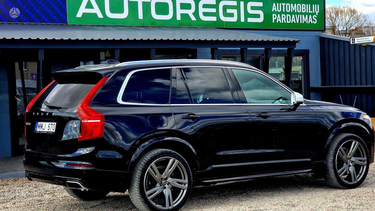 Volvo XC90 - 8