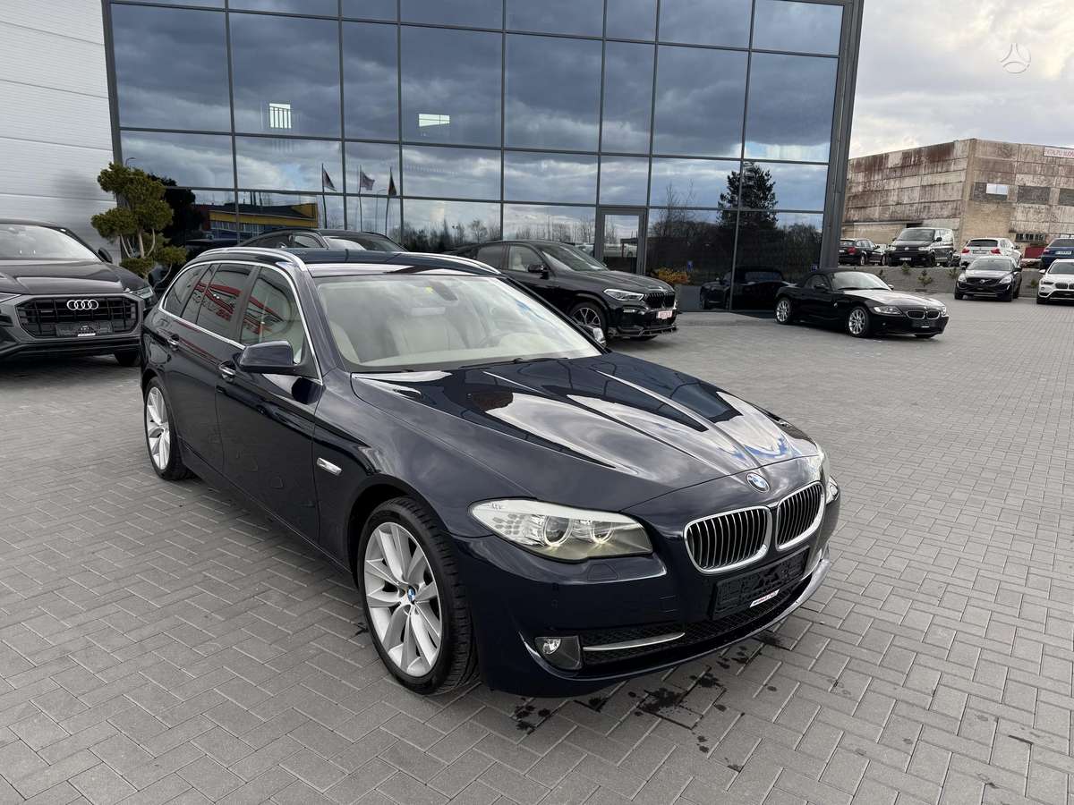 BMW 530, 3.0 l., wagon